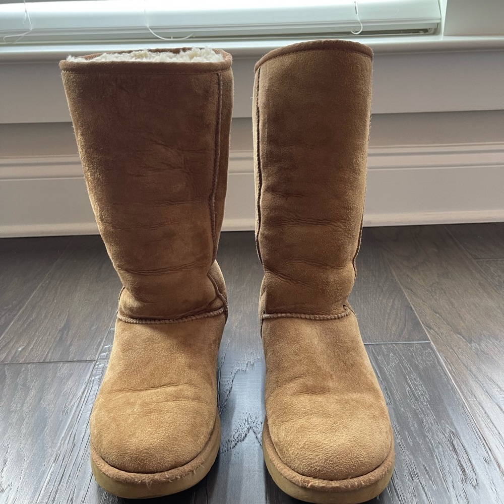 Ugg Classic Tall Boot Tan Size 8
